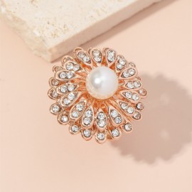 New Retro Small Flower CZ Rings Indian Jewelry Retro Cute Pearl Finger Ring Banquet Jewelry Female Gifts