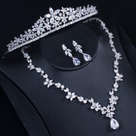 ThreeGraces 3psc Elegant Cubic Zirconia Bridal Wedding Earrings Necklace and Crown Tiara Jewelry Set for Women Accessories TZ814