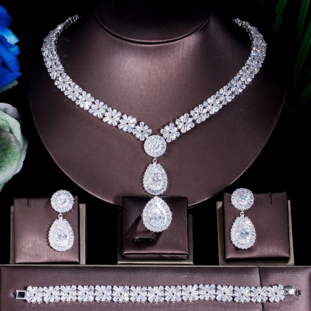 ThreeGraces 4pcs Luxurious Cubic Zirconia Stone Nigerian Dubai Bridal Wedding Banquet Jewelry Set for Brides Accessories TZ824