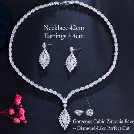 ThreeGraces Sparkling White Cubic Zirconia Dangle Earrings and Necklace Set for Women New Fashion Festive Party Jewelry T0626