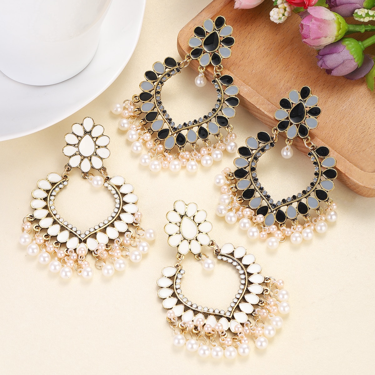 Ethnic-Vintage-White-Black-Heart-Shape-Dangle-Earrings-Female-Hollow-Flower-Pearl-Tassel-Earrings-In-1005005057346548-4