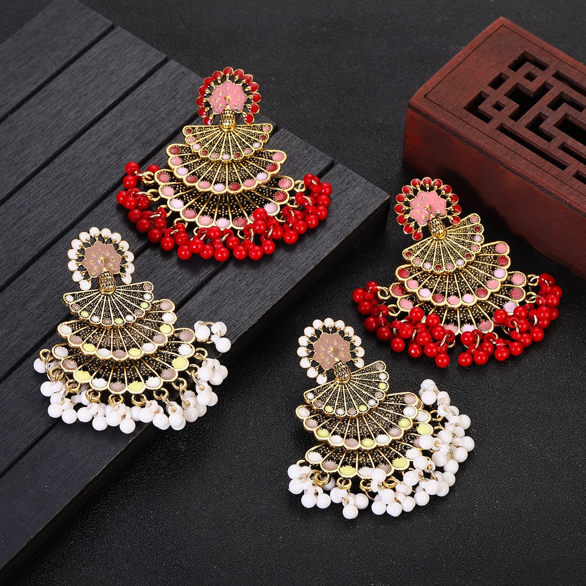Indian-Jewellery-Red-White-Sector-Jhumka-Earrings-For-Women-Orecchini-Retro-Pearl-Beads-Tassel-Earri-1005004587102350-2