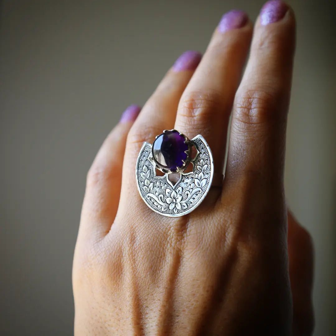 Luxury-Purple-Crystal-Rings-Indian-Jewelry-For-Women-Retro-Silver-Color-Carved-Finger-Ring-Banquet-W-1005004747756277-3