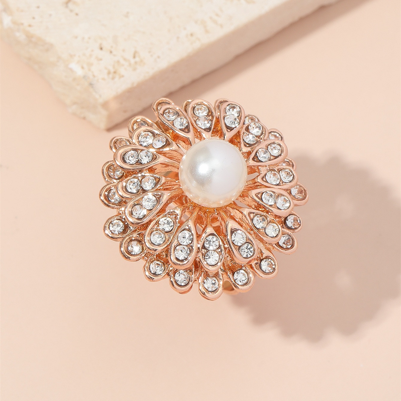 New-Retro-Small-Flower-CZ-Rings-Indian-Jewelry-Retro-Cute-Pearl-Finger-Ring-Banquet-Jewelry-Female-G-1005004336840341-4