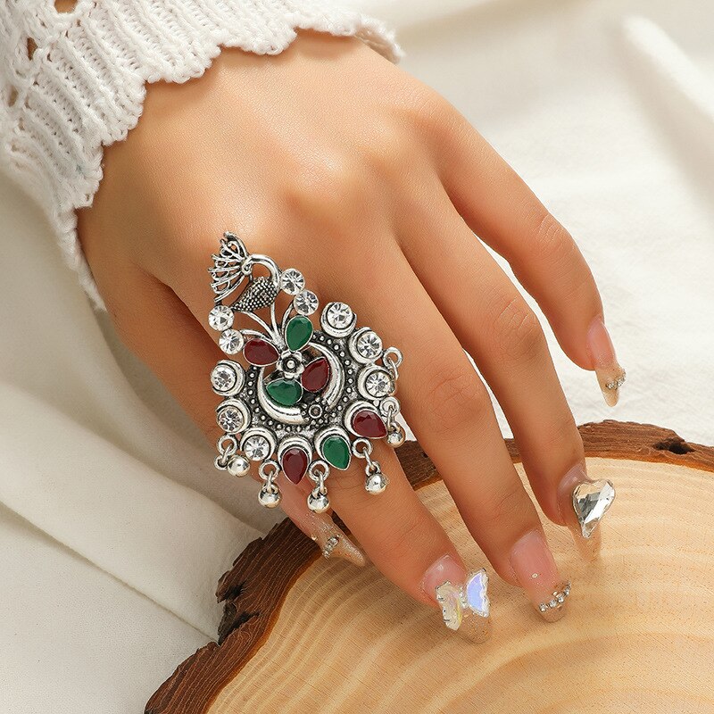 Retro-Silver-Color-Peacock-Rings-Statement-Indian-Jewelry-Retro-Party-Female-Tassel-Finger-Ring-Banq-1005003912778735-3