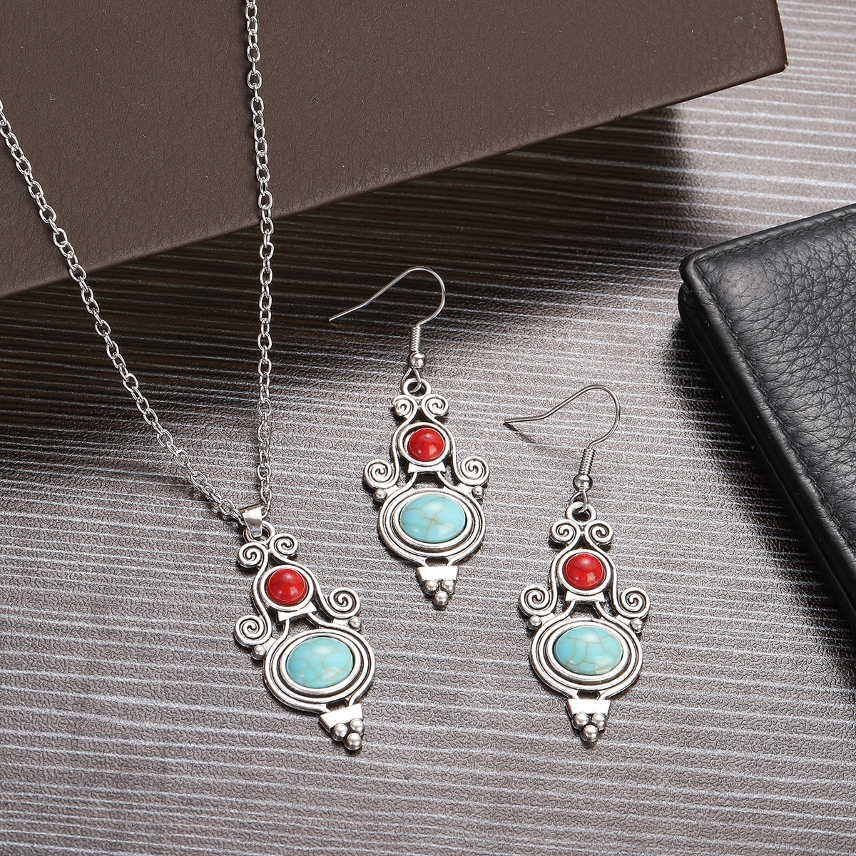 Ethnic-Boho-Red-Blue-Stone-Pendant-Necklace-Earring-Set-Women-Girls-Silver-Color-Geometric-Jewelry-S-1005004921122202-3