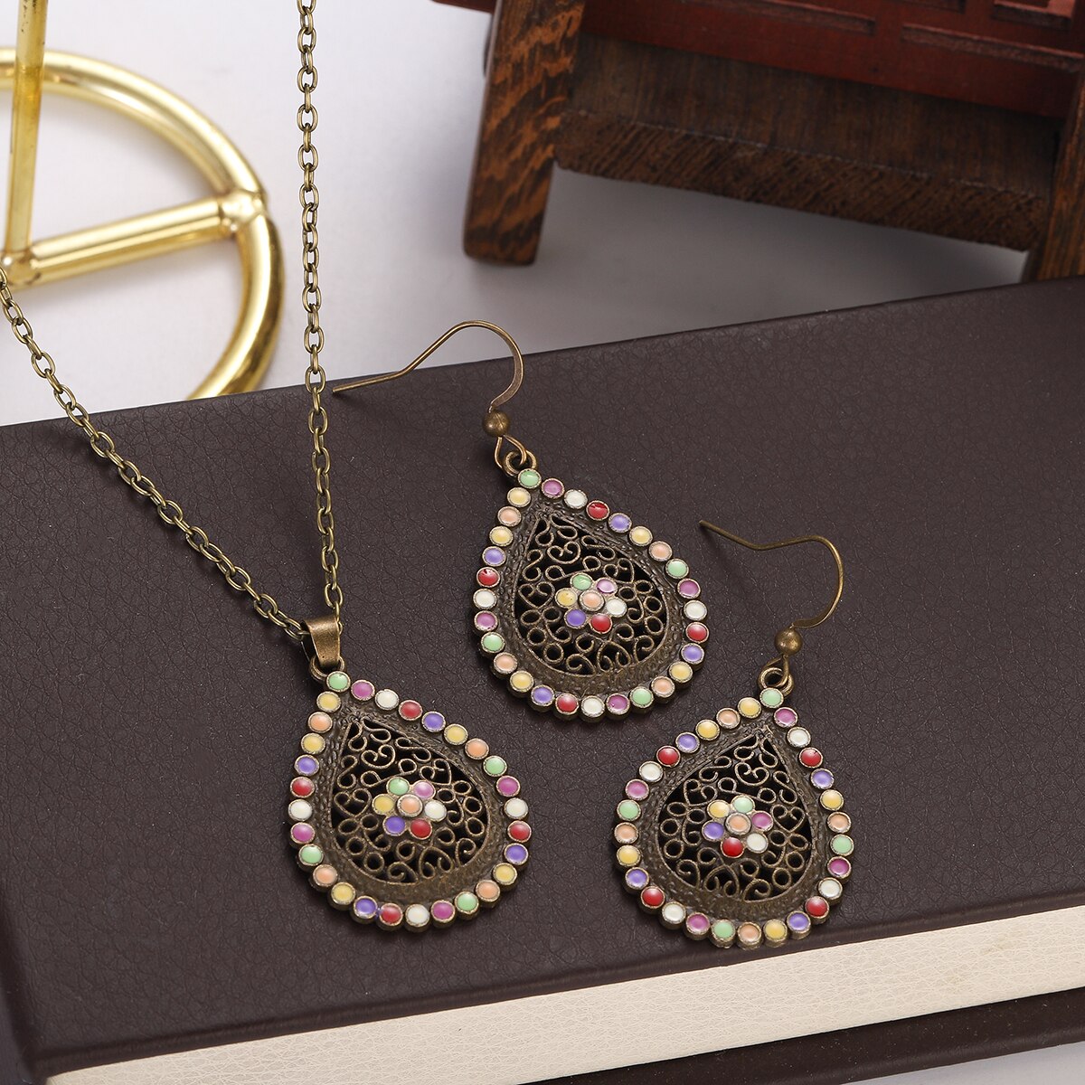 New-Boho-Colorful-Flower-Pendant-Necklace-Set-Women-Retro-Antique-Gold-Color-Hollow-Water-Drop-Jewel-1005004921038963-1