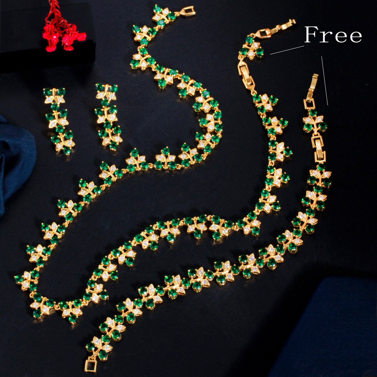 ThreeGraces-3pcs-Fashion-Green-Cubic-Zirconia-Gold-Color-Leaf-Shape-Earrings-Necklace-Bracelet-Party-1005001598621831-9