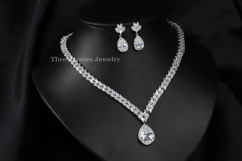 ThreeGraces-Classic-Double-Marquise-Shape-Cubic-Zircon-Flower-Drop-Pear-Necklace-Earrings-Engagement-32676835847-4