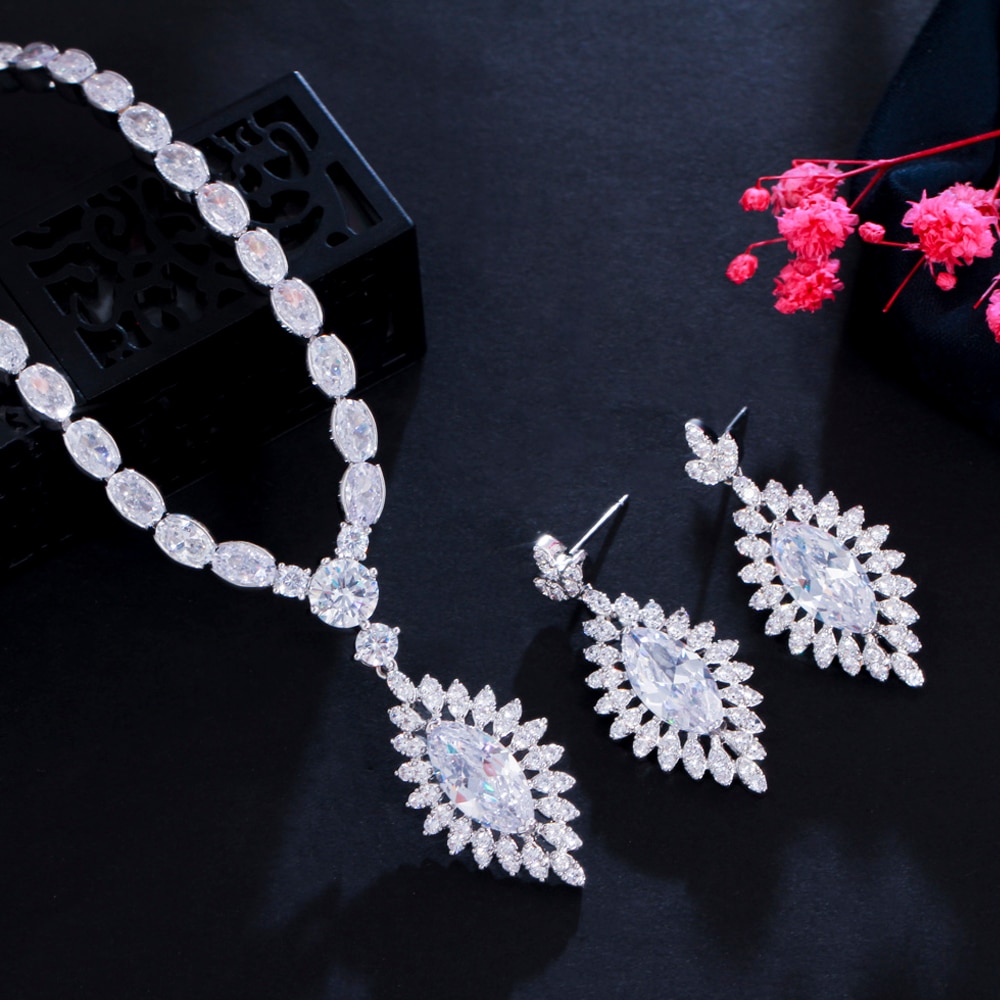 ThreeGraces-Sparkling-Cubic-Zirconia-Geometric-Shape-Elegant-Drop-Earrings-Necklace-Set-for-Women-Tr-1005004100691459-15