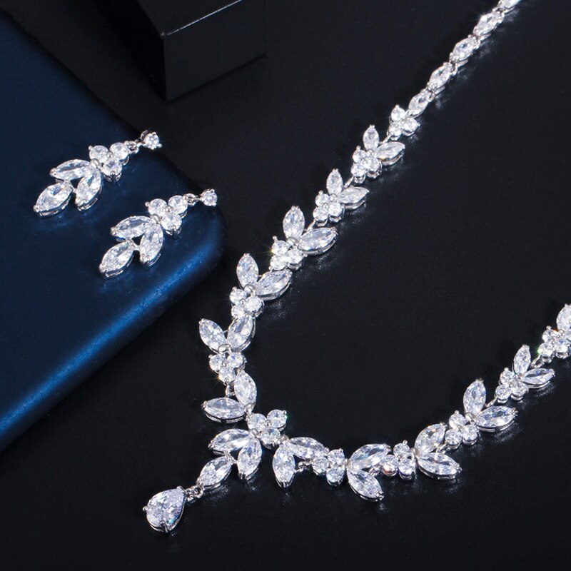 ThreeGraces-Sparkling-Marquise-Cut-Cubic-Zirconia-Leaf-Drop-Earrings-Necklace-Set-for-Women-Fashion--1005004296553804-12