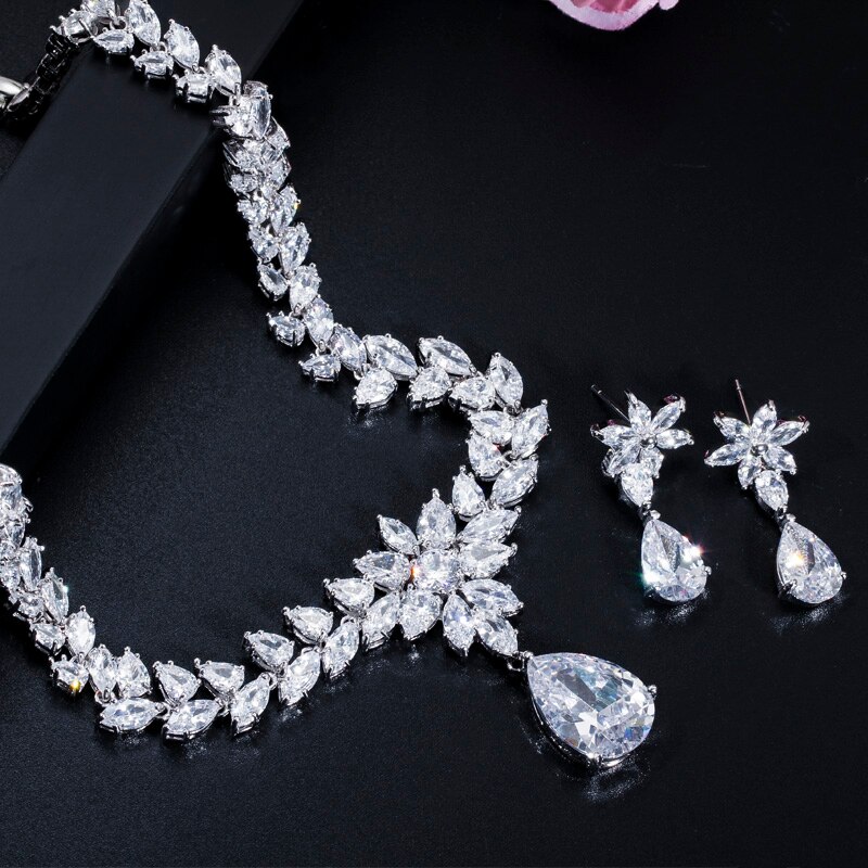 ThreeGraces-Sparkly-White-Cubic-Zirconia-Big-Water-Drop-Earrings-and-Necklace-Bridal-Wedding-Banquet-1005004860905745-6