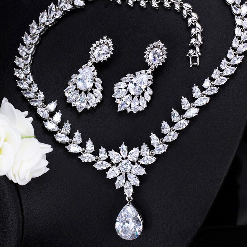 ThreeGraces-Sparkly-White-Cubic-Zirconia-Bridal-Wedding-Party-Jewelry-Set-for-Women-Fashion-Earrings-1005004881498136-11