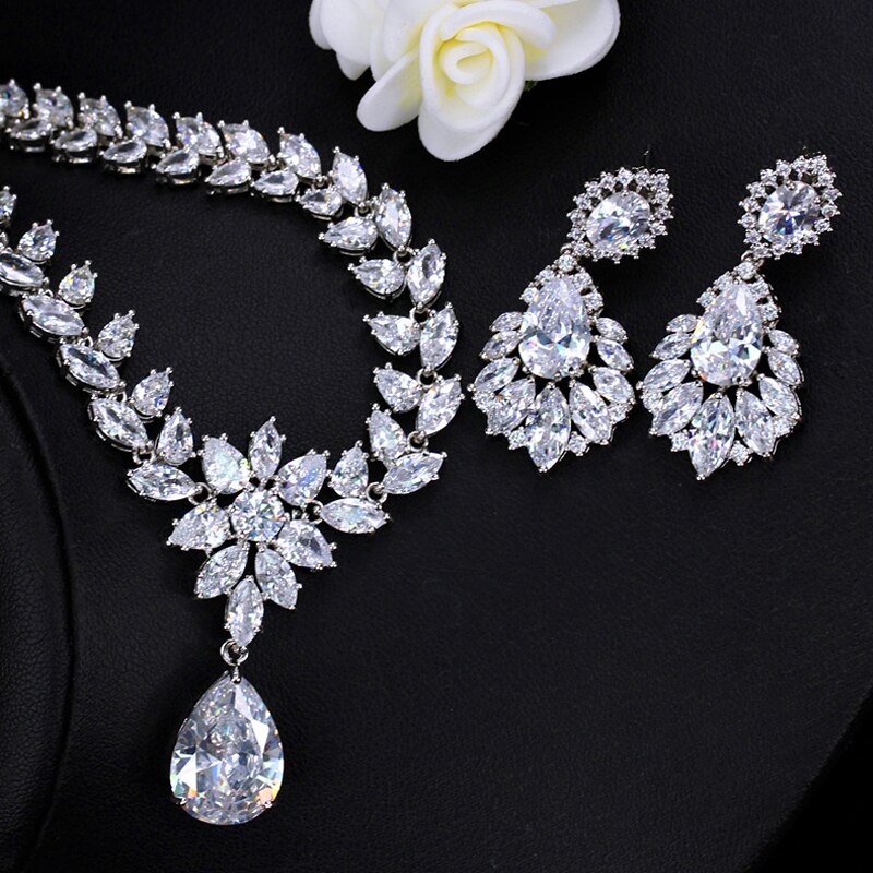 ThreeGraces-Sparkly-White-Cubic-Zirconia-Bridal-Wedding-Party-Jewelry-Set-for-Women-Fashion-Earrings-1005004881498136-9